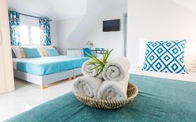Joya Ofrynio Stylish Suites