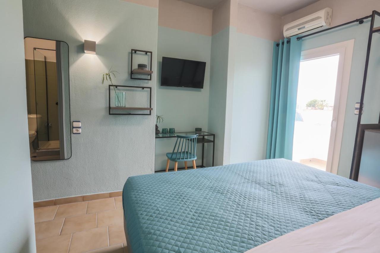 Joya Ofrynio Stylish Suites Ofrínion Exterior foto